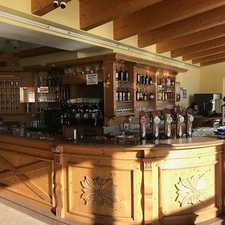 Sole Del Baldo Hotel Brentonico